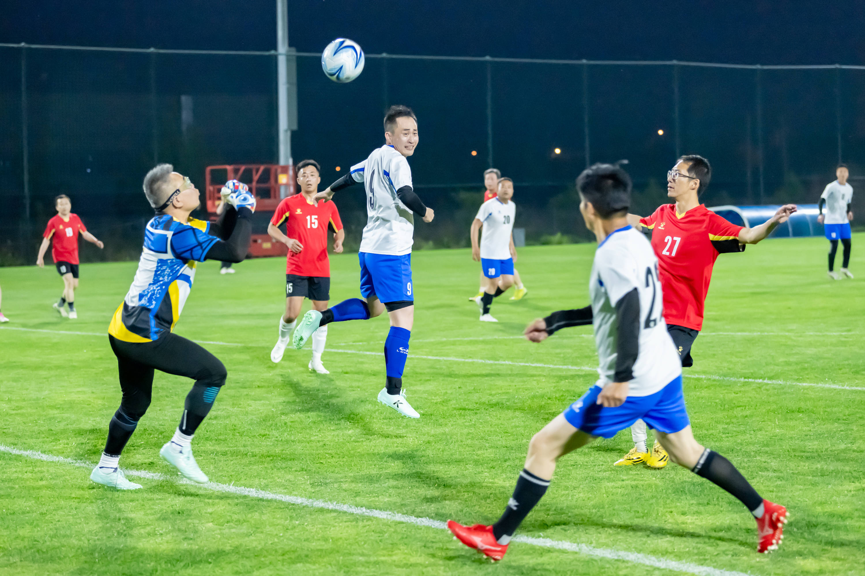 山东泰山队训练人数已达28人 就等新外援到位磨合.